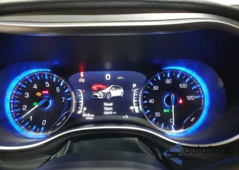 2018 Chrysler Pacifica Limited z USA, uszkodzony, nr VIN 2C4RC1GG6JR232746